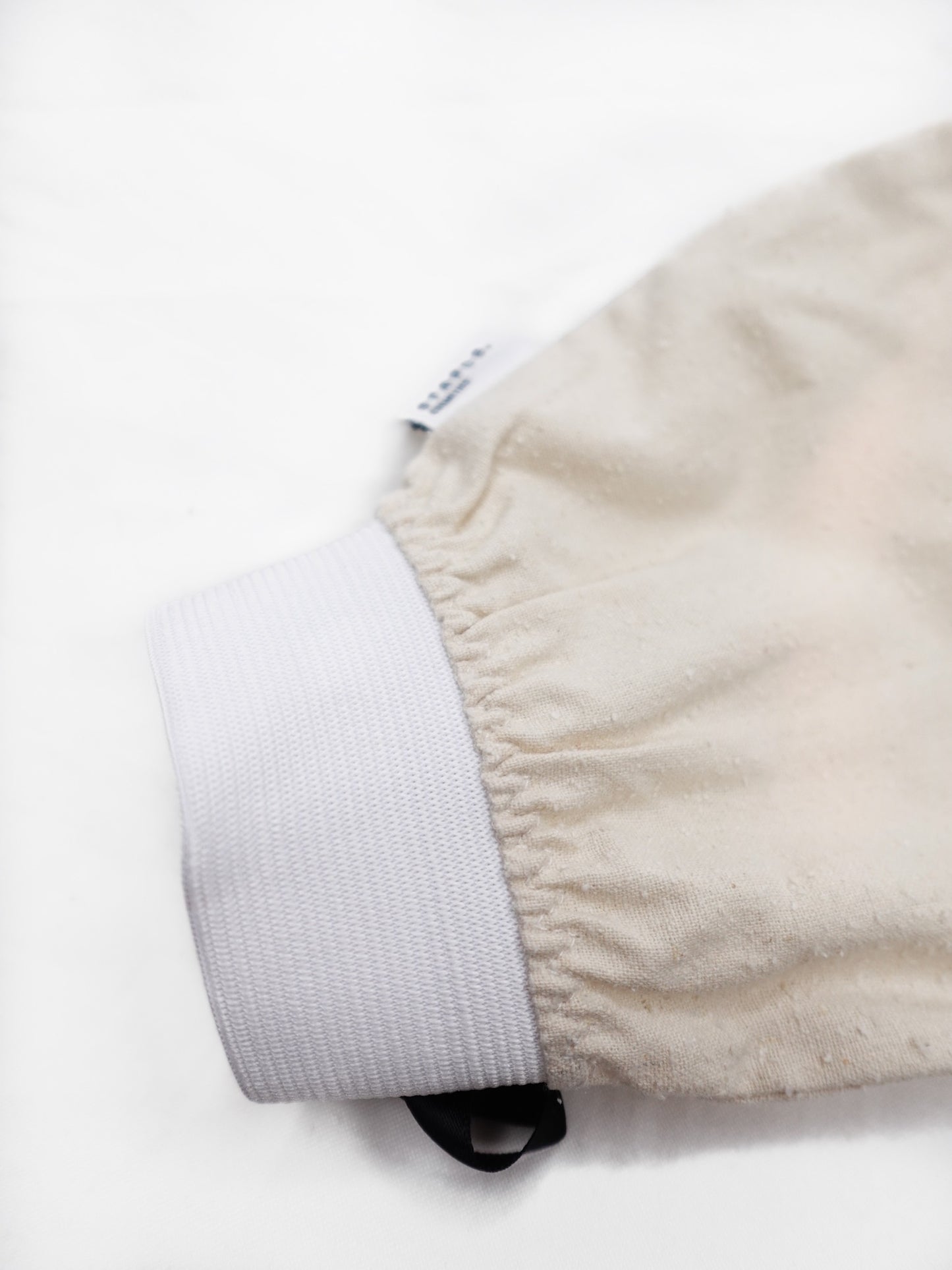 LUXURY EXFOLIATING MITT