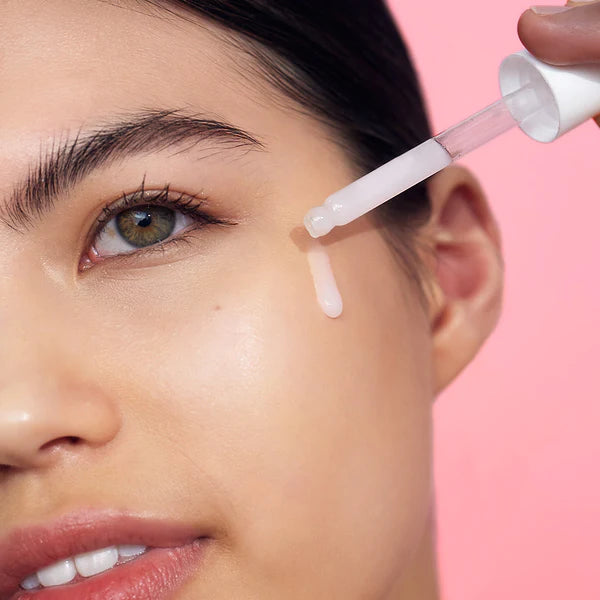 EVERYDAY HYDRATING HYALURONIC ACID & VITAMIN C FACE SERUM